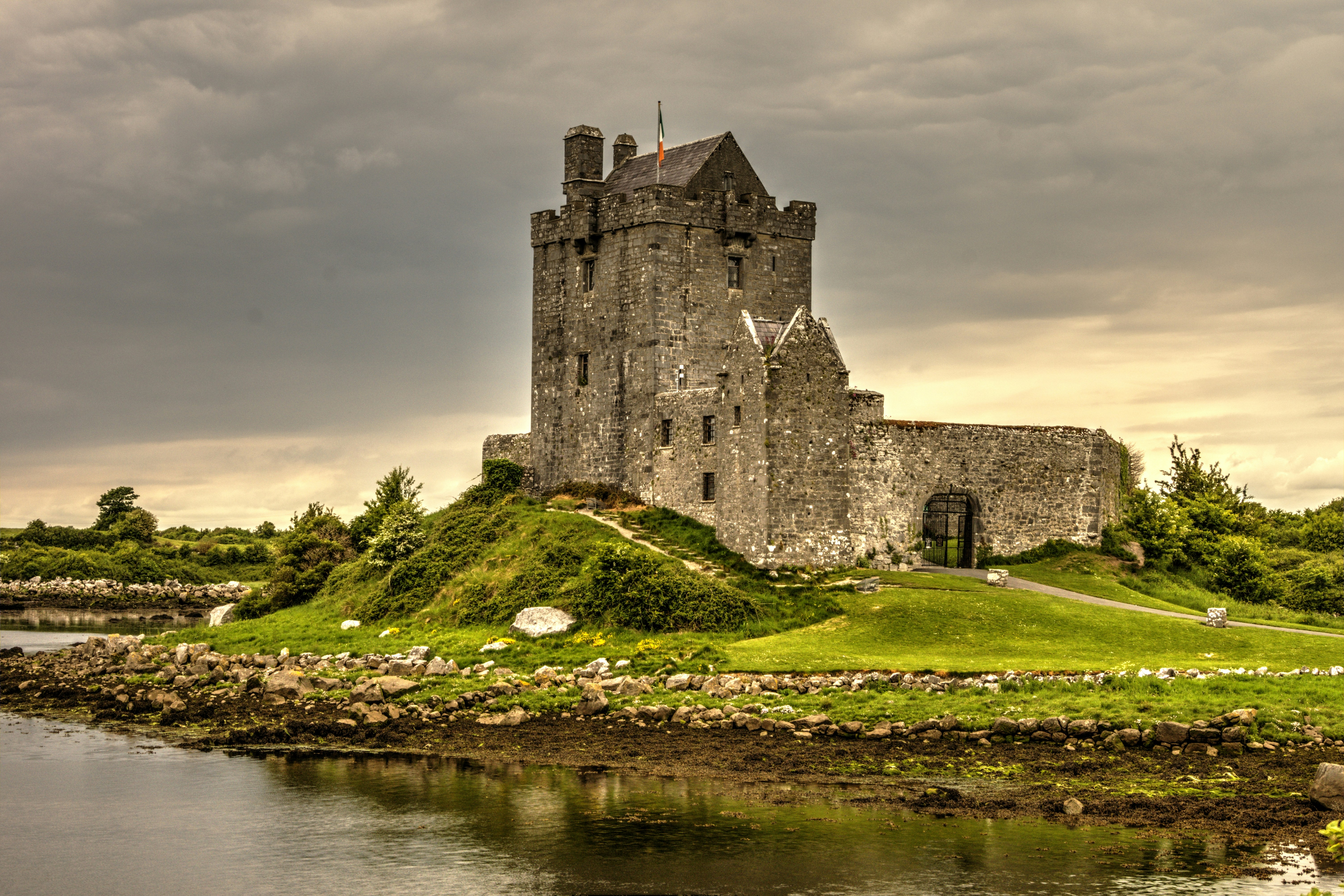 Dungarie Castle HDR
